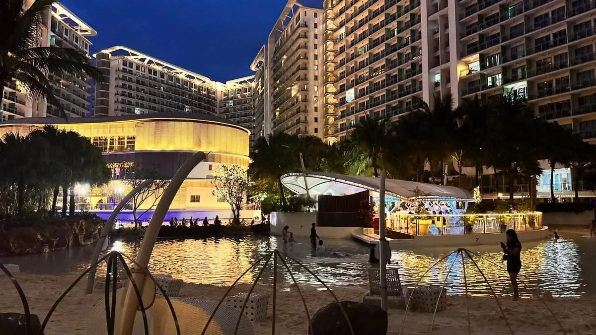 Art & Zen - Azure Staycation Manila