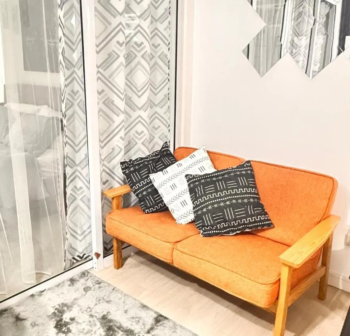 Art & Zen - Azure Staycation Manila